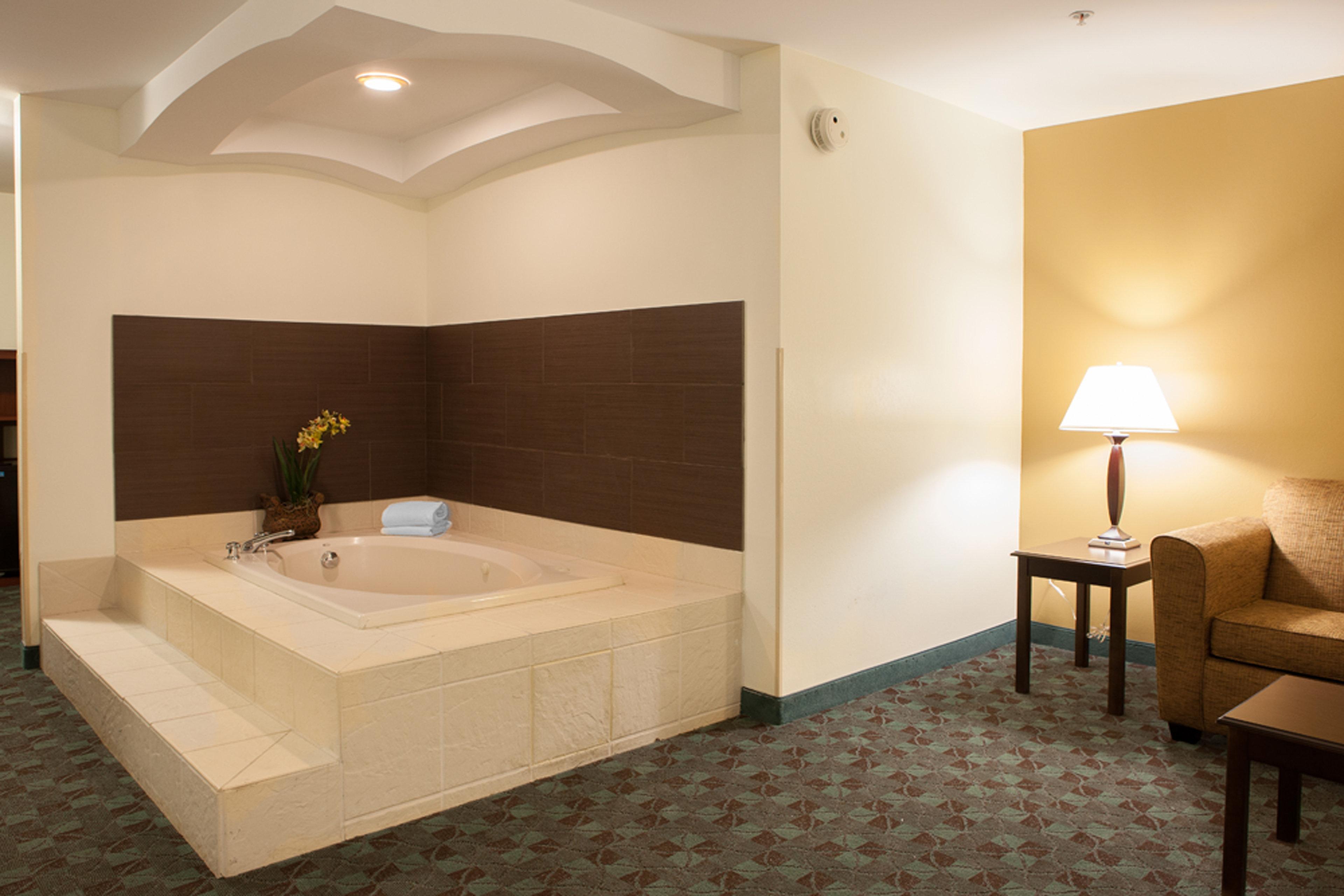 Holiday Inn Express Hotel & Suites Canton By Ihg Buitenkant foto
