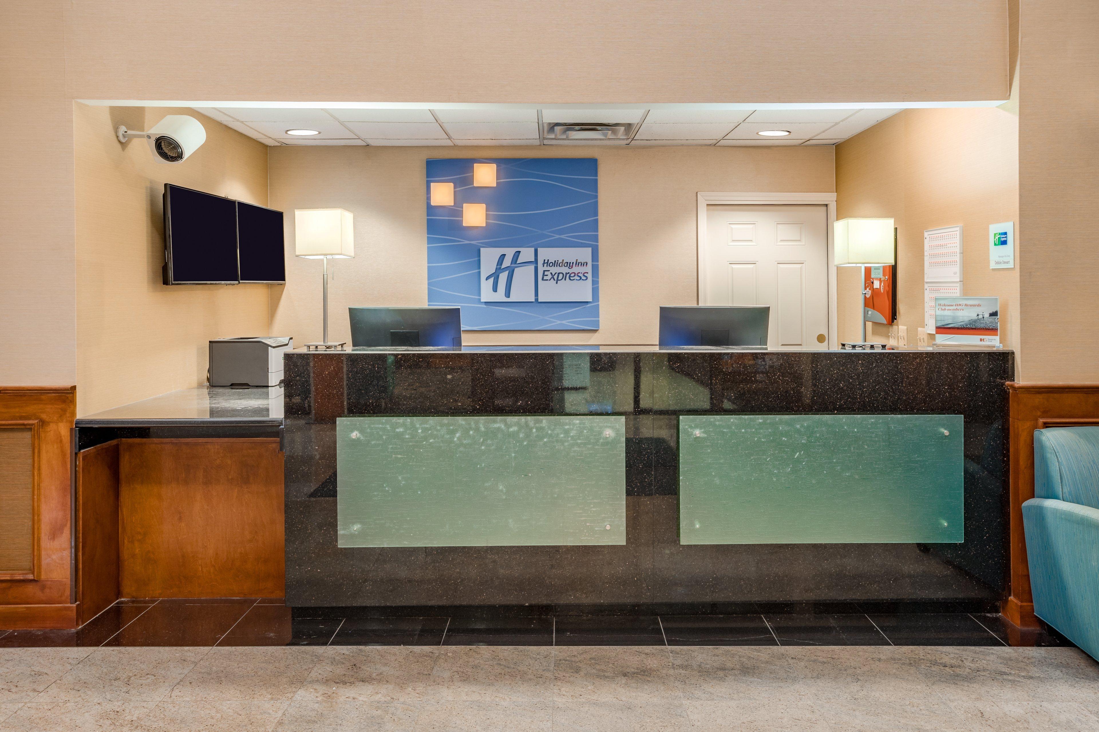 Holiday Inn Express Hotel & Suites Canton By Ihg Buitenkant foto