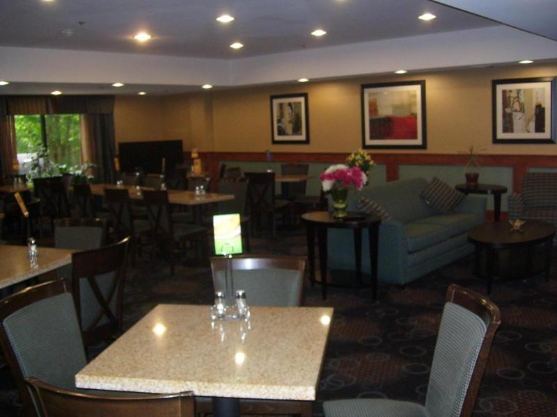 Holiday Inn Express Hotel & Suites Canton By Ihg Buitenkant foto